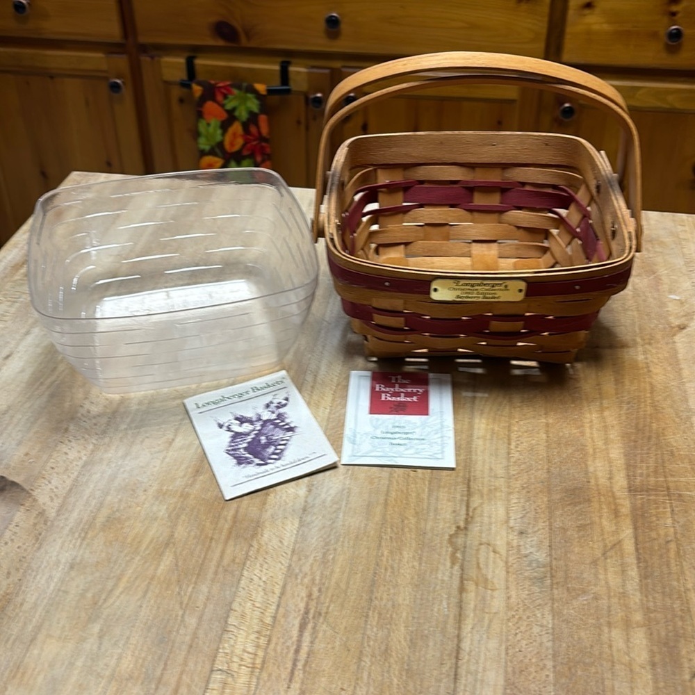 1993 edition Longaberger Bayberry Basket